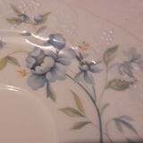 Pot à lait crème et sa soucoupe en fine porcelaine CNP France