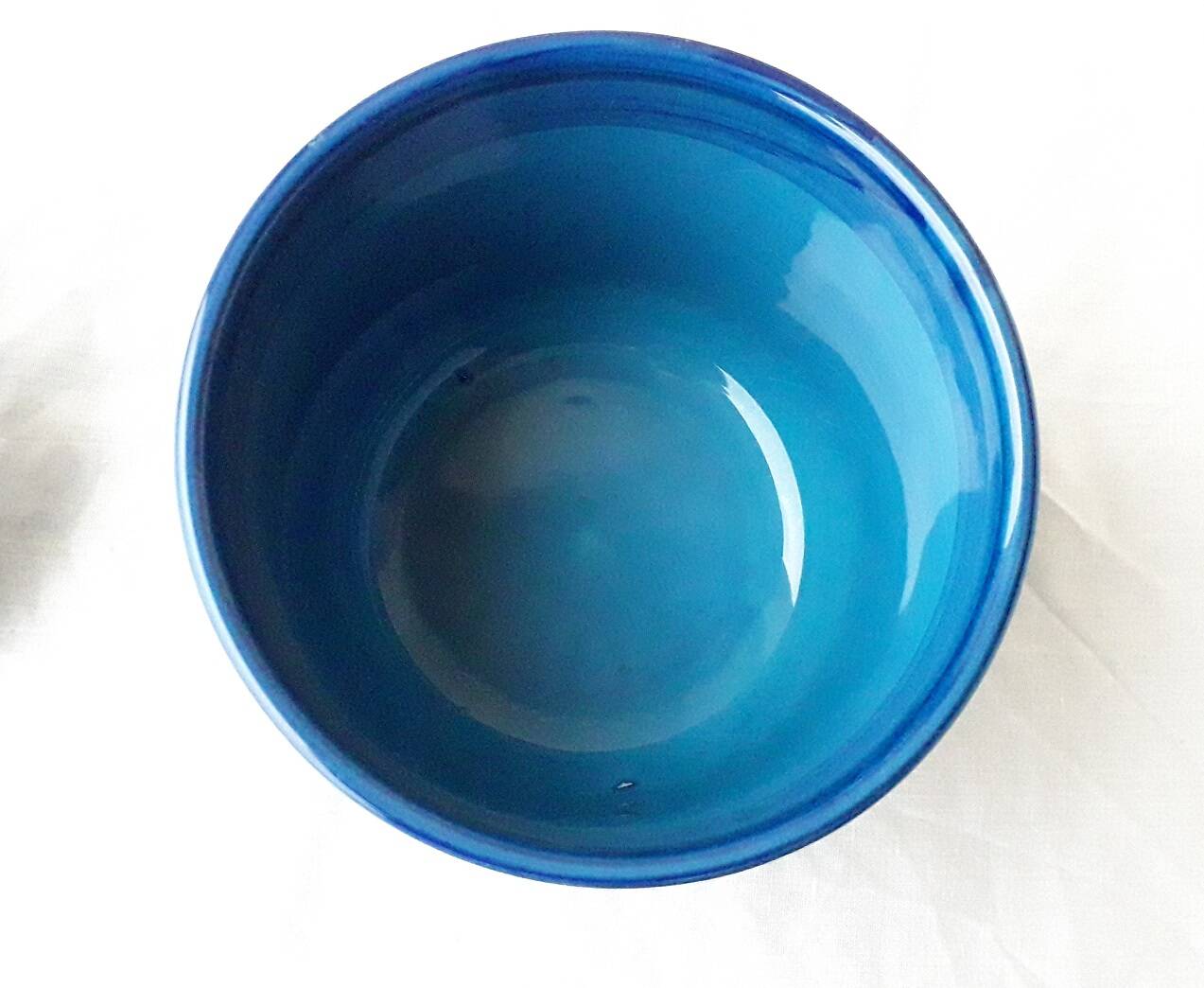 POt couvert bleu