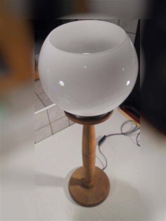 Lampe globe opaline