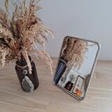 Wall-mounted or standing barber mirror
