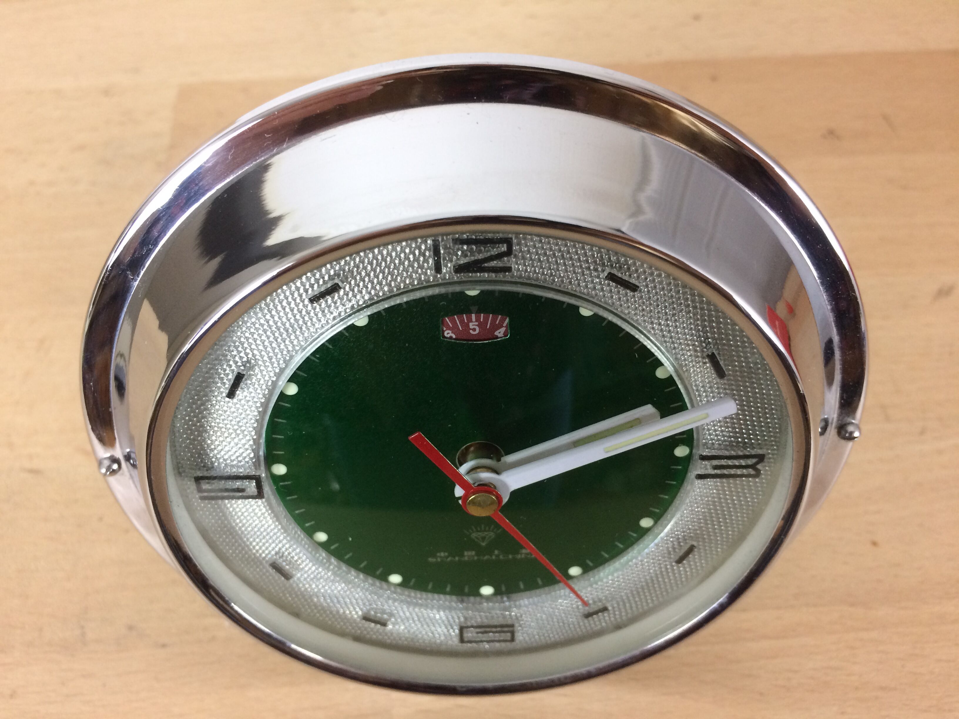 Vintage Clock Diamond Brand Green