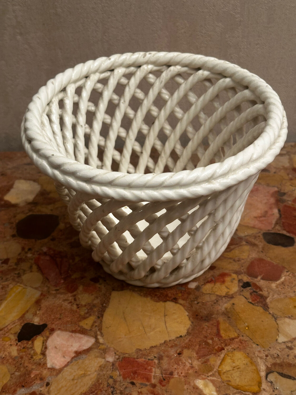 Vintage woven ceramic cache-pot