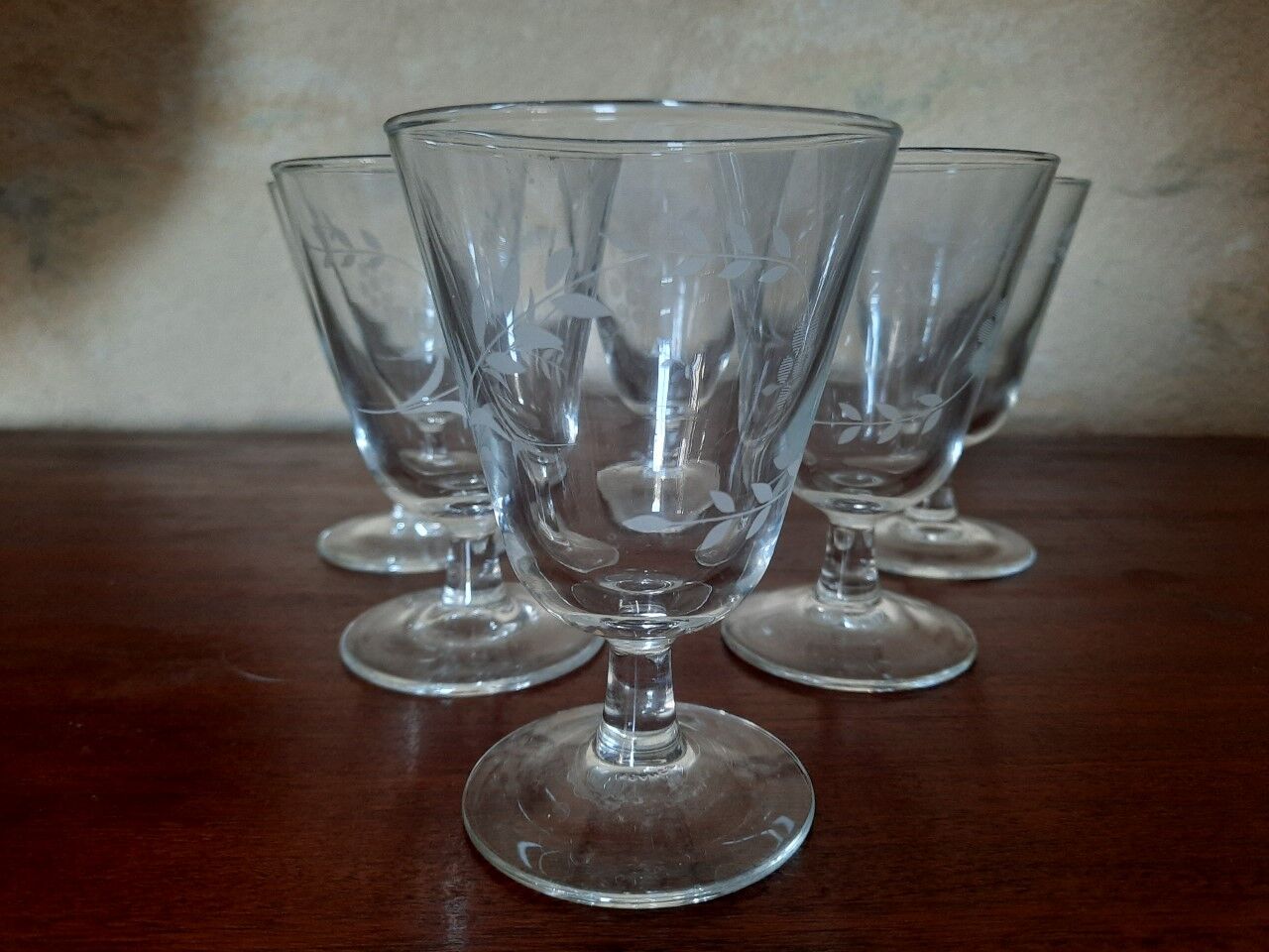 Set of 6 antique engraved glasses