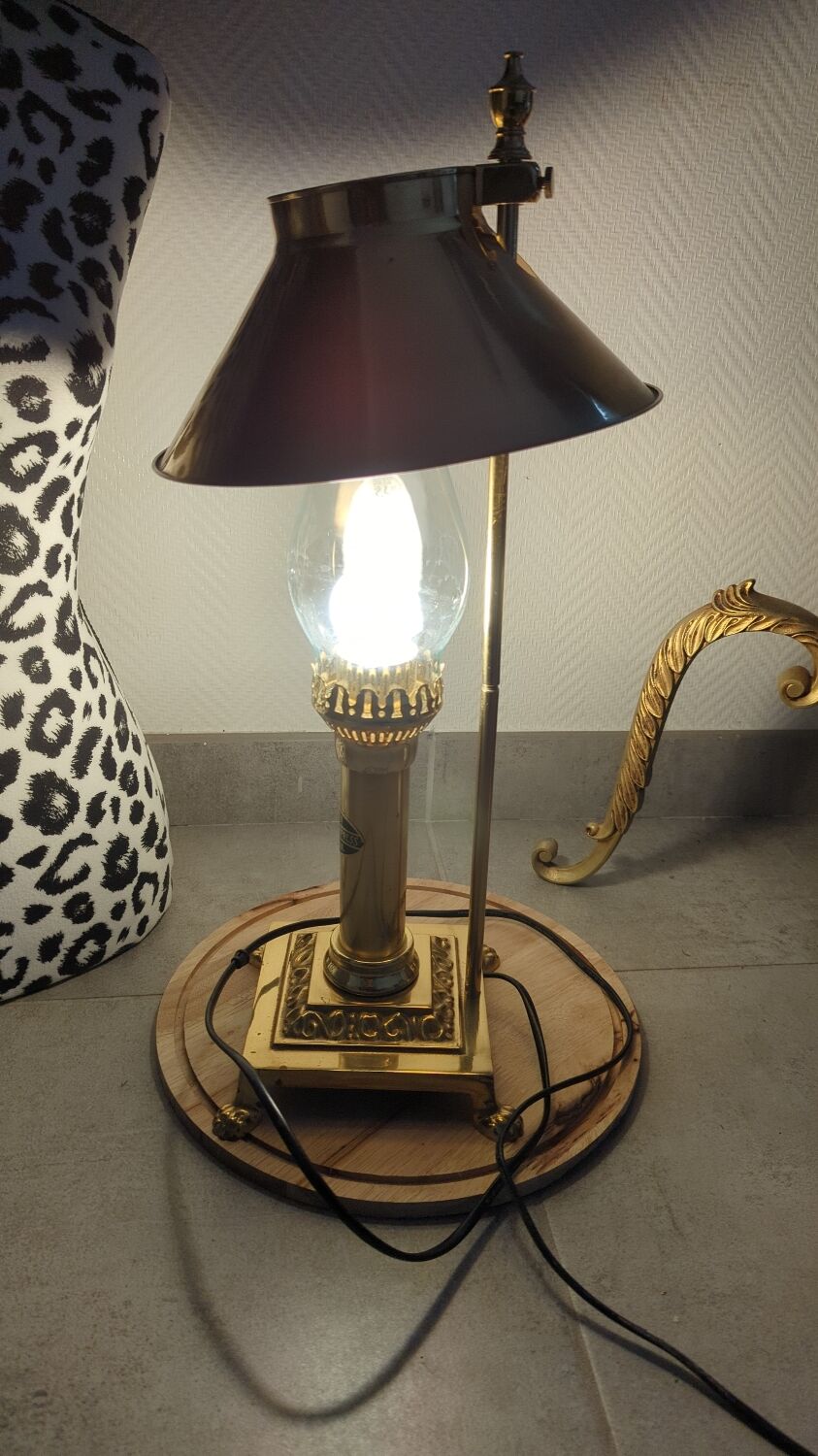 Vintage boat lamp