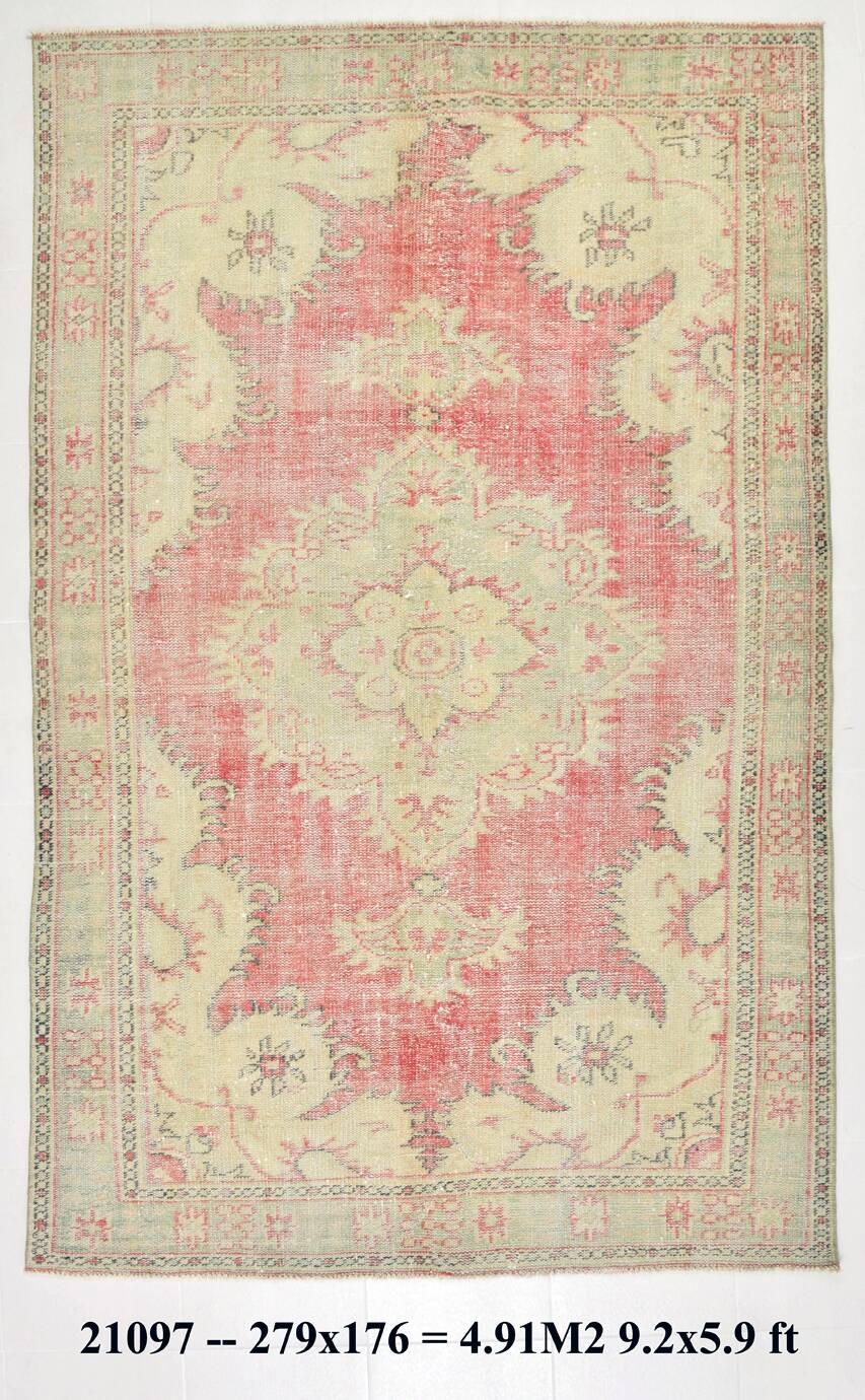 6x9 Soft Pastel Vintage Persian Rug, 176x297Cm SK 21097