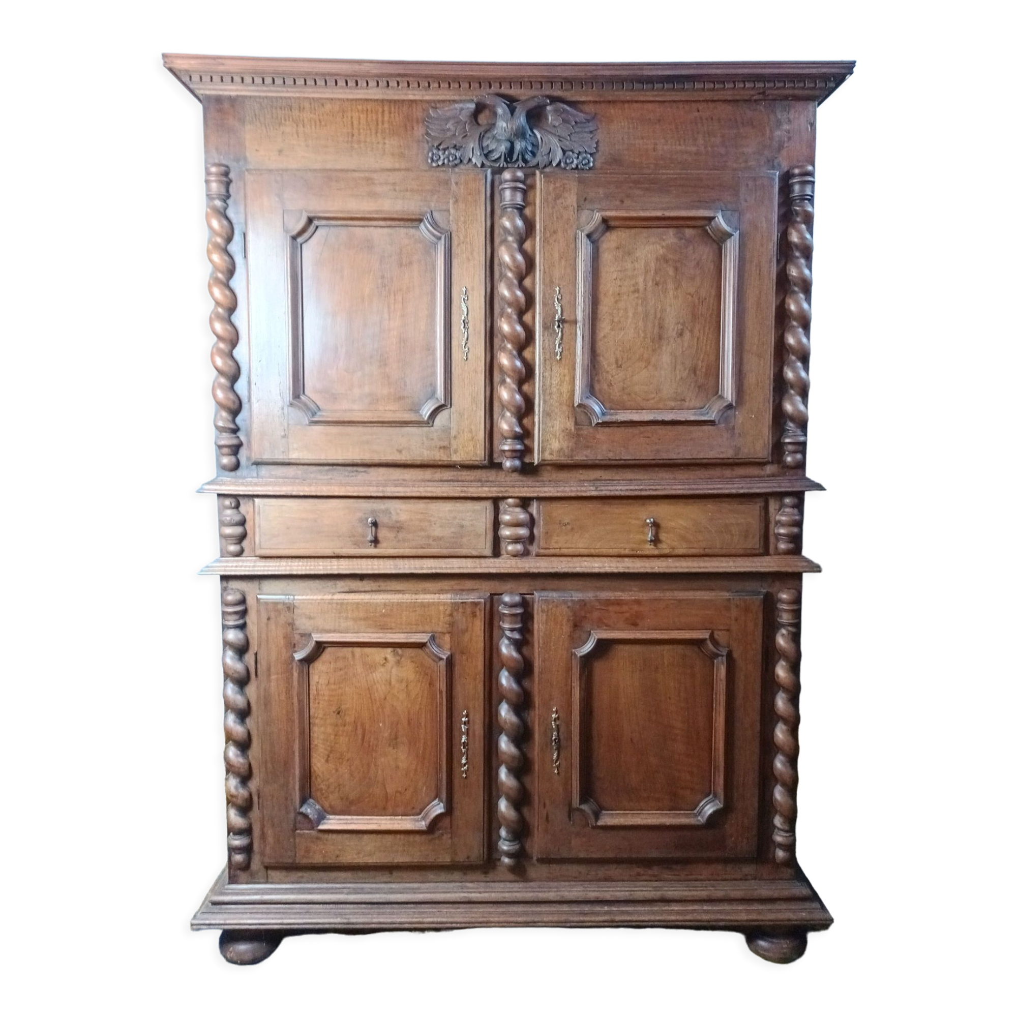 Louis XIII era sideboard in walnut