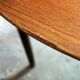 Elégante table ronde en teck avec rallonge