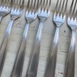 10 silver metal forks