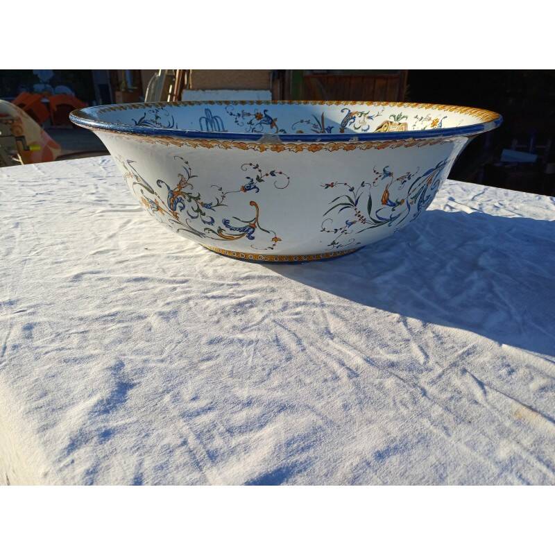 19th century Gien earthenware deep dish