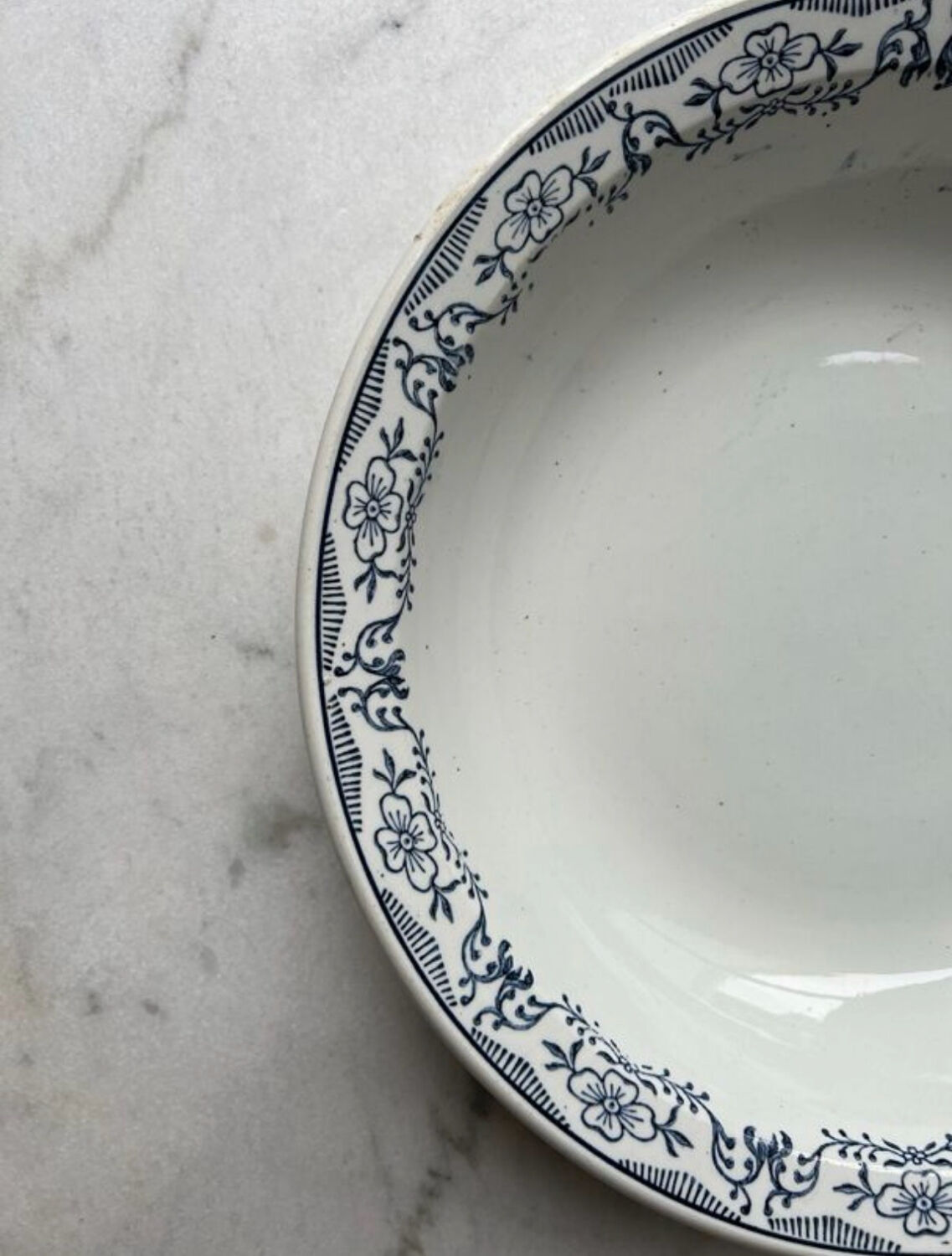 Plate - salad bowl St Amand