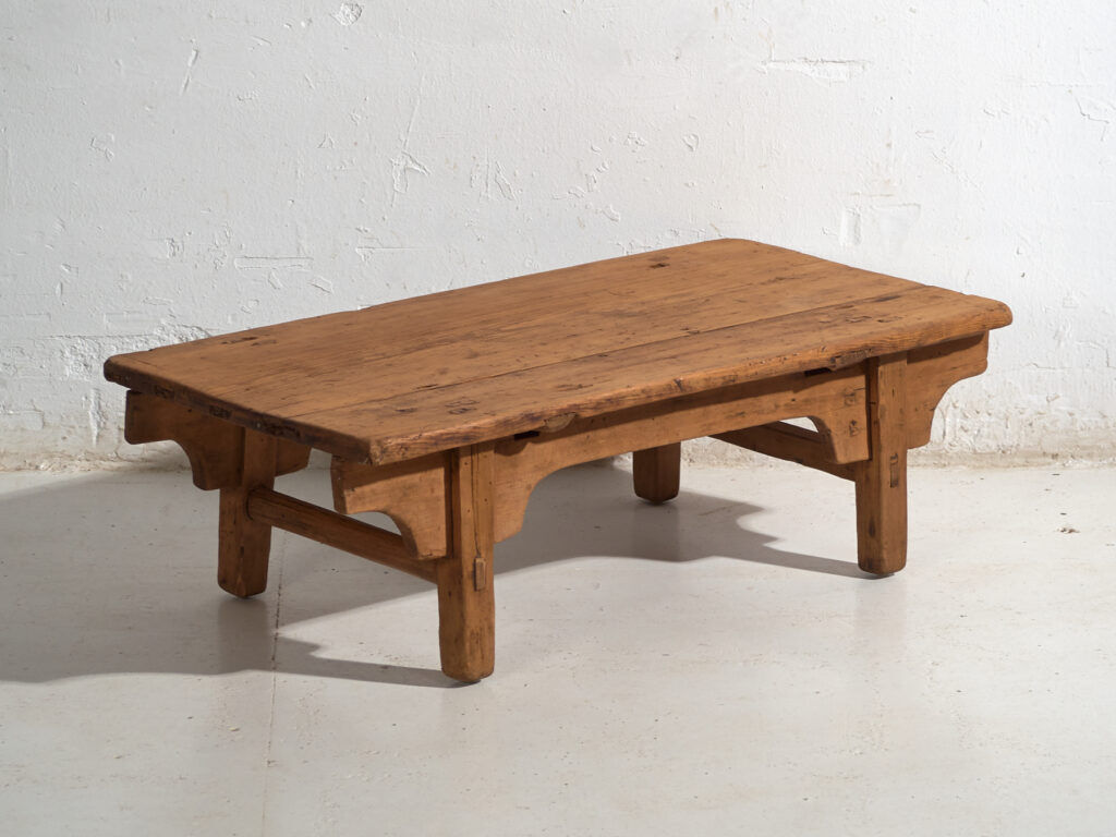 Antique pine coffee table – China, circa 1930