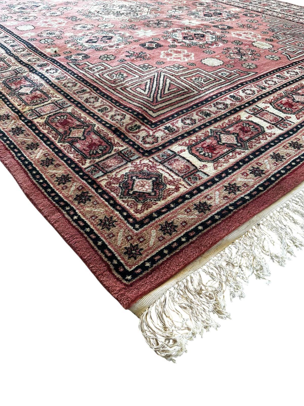 Large handmade Chinese rug 240cm x 340cm
