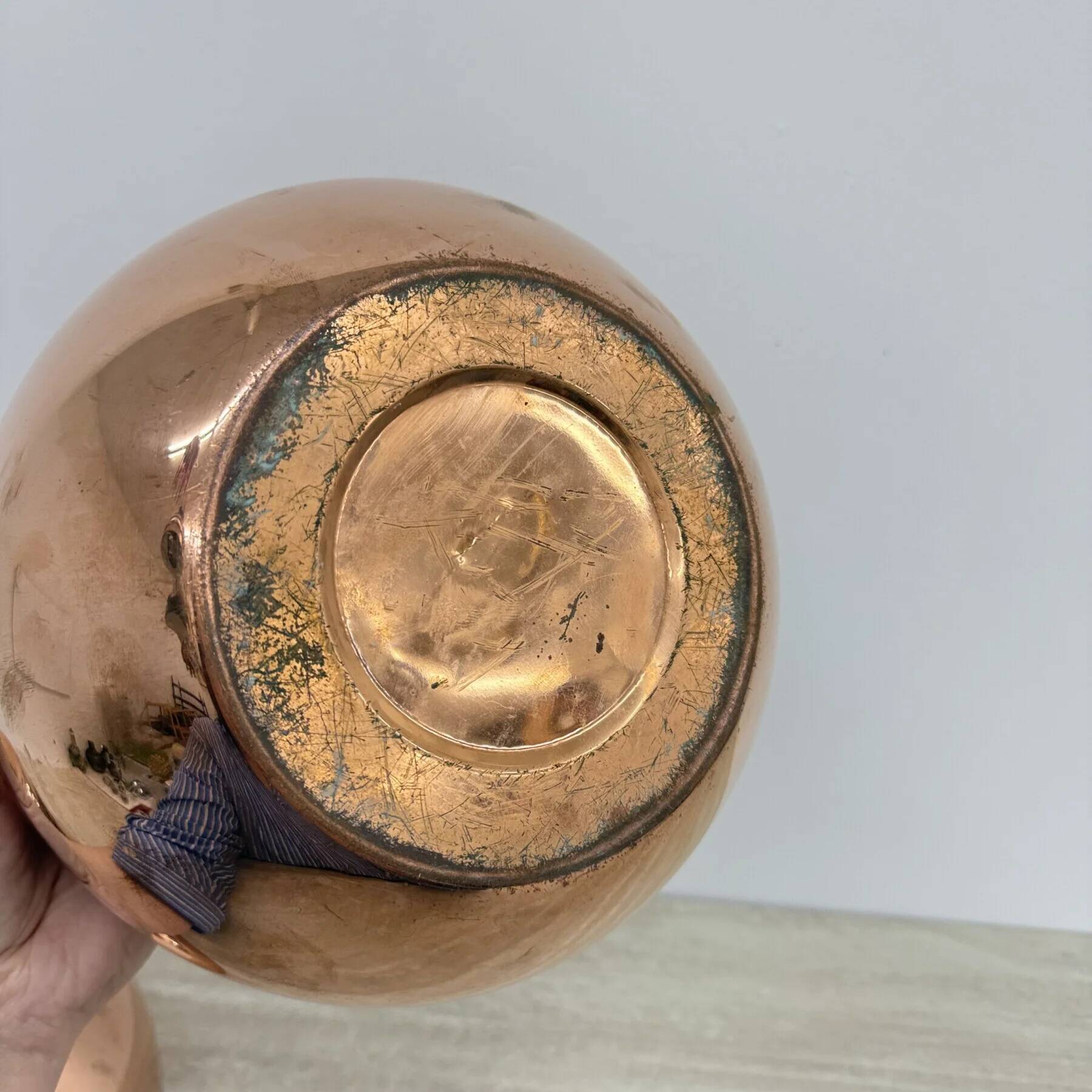 Vintage Raymor large pear-shaped copper champagne and wine cooler, Italy 1970s