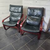 Pair of Scandinavian armchairs in leather and curved wood