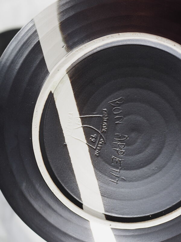 Set de 4 assiettes noires et blanches en grès - fabienne jouvin - années 90