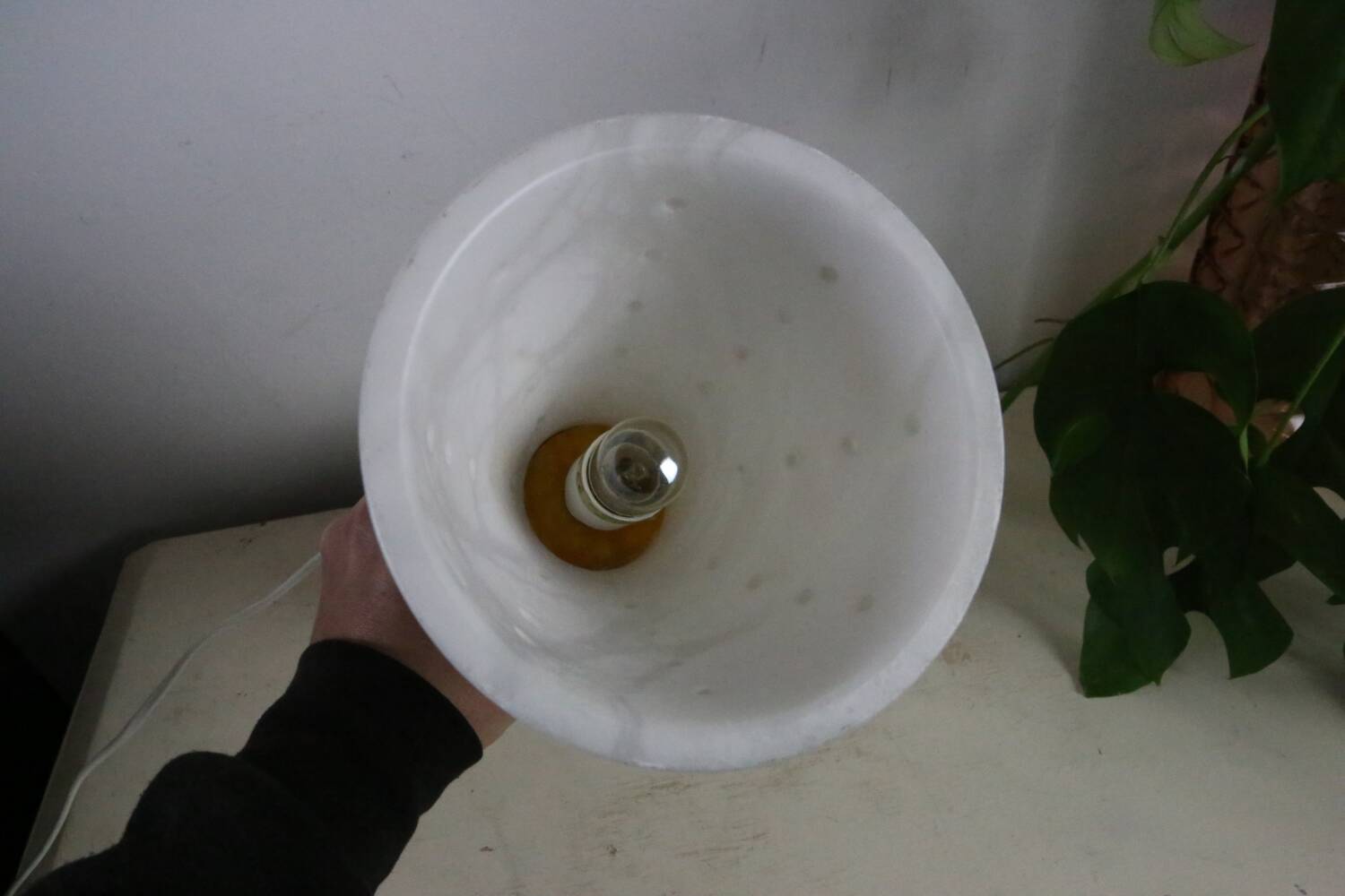 Alabaster and marble diabolo lamp