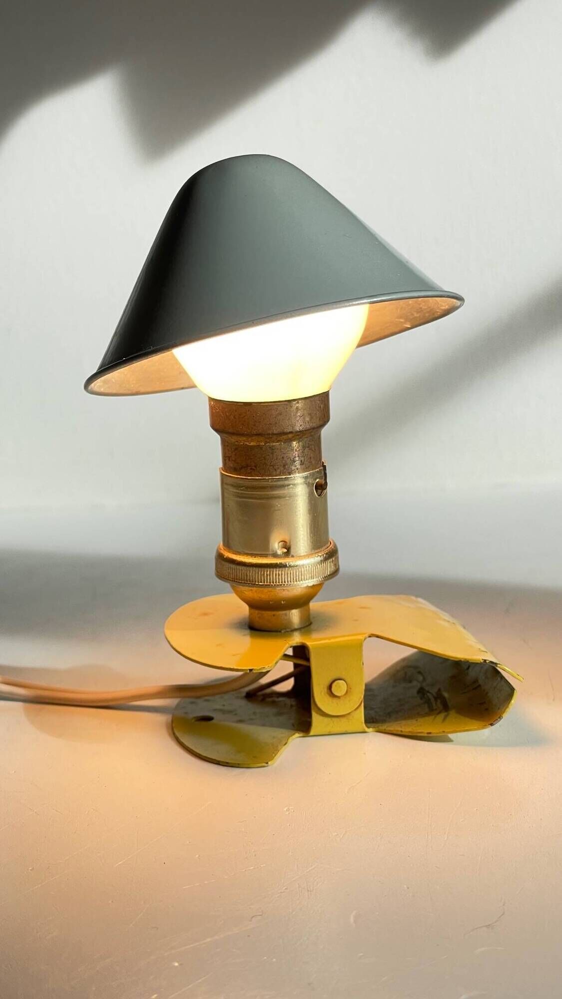 Vintage mushroom spotlight lamp