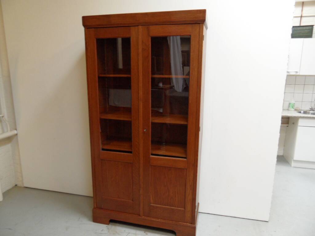 Vintage Dutch oak 2 door bookcase