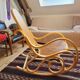 Rocking-chair en bois courbé et cannage