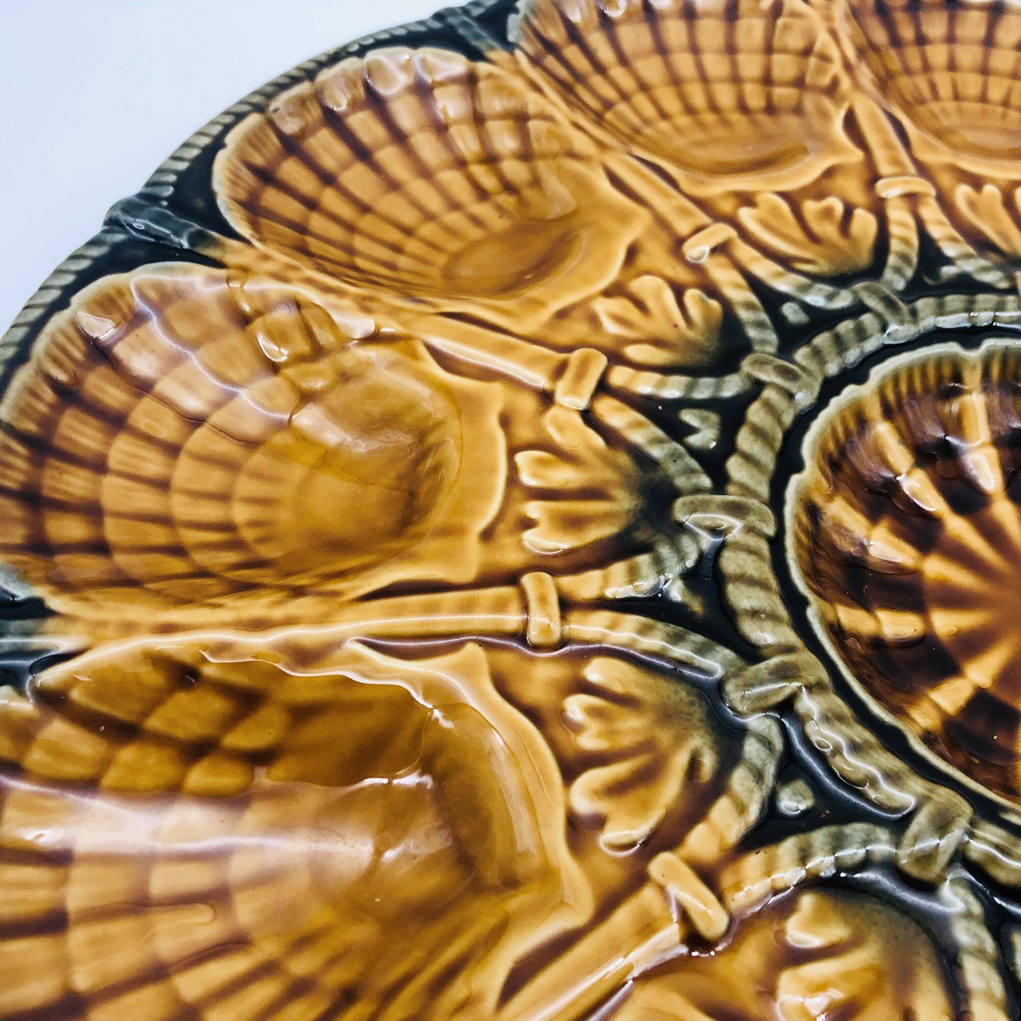 Shellfish dish, Sarreguemines.