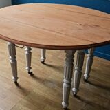 Round table with walnut shutter on wheels raw tray feet chalk