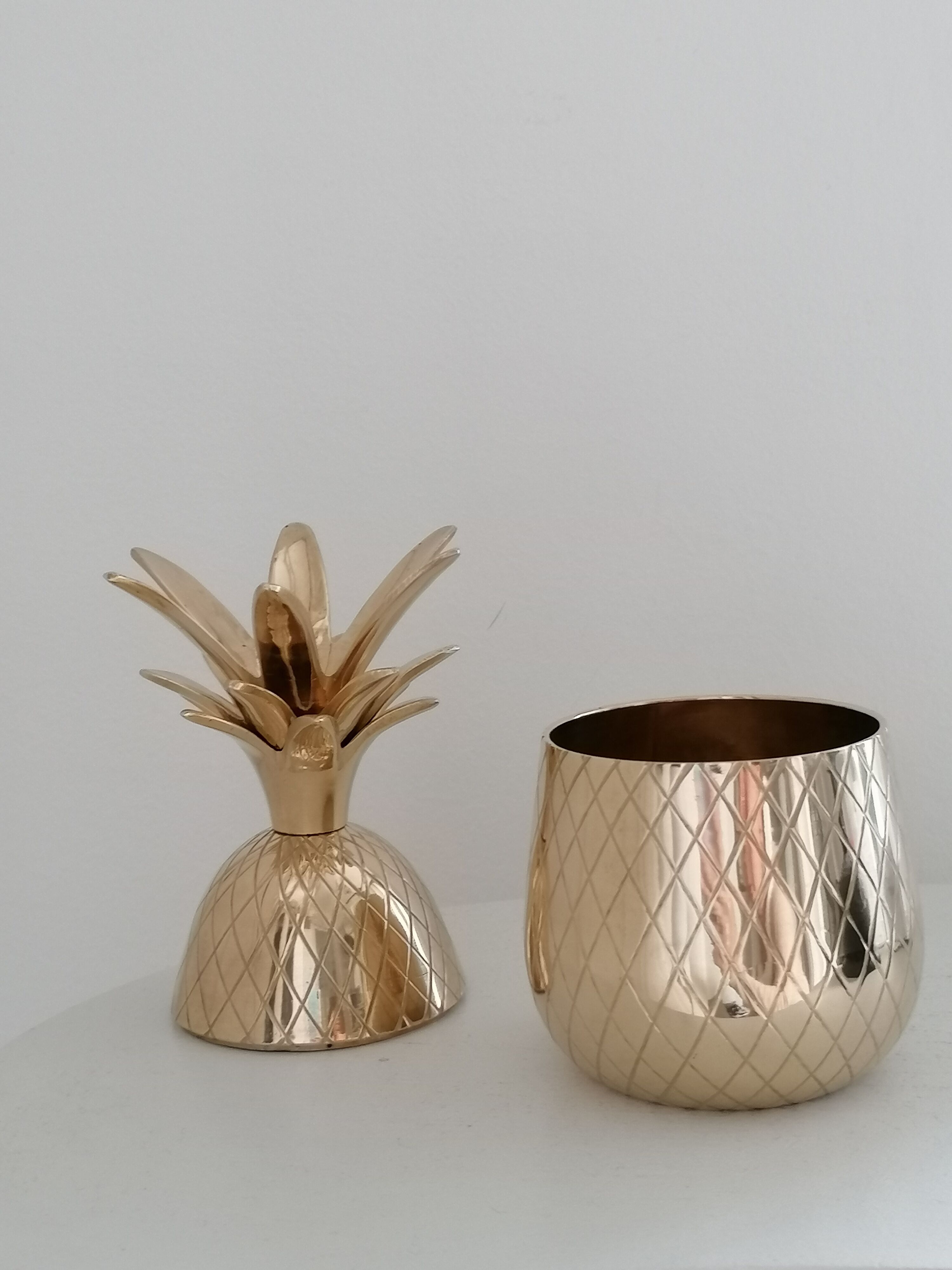 Pineapple brass box