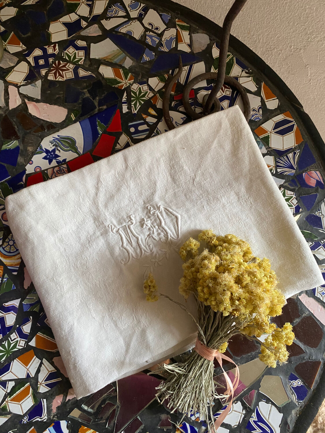 Large white cotton tea towel with damask thread.