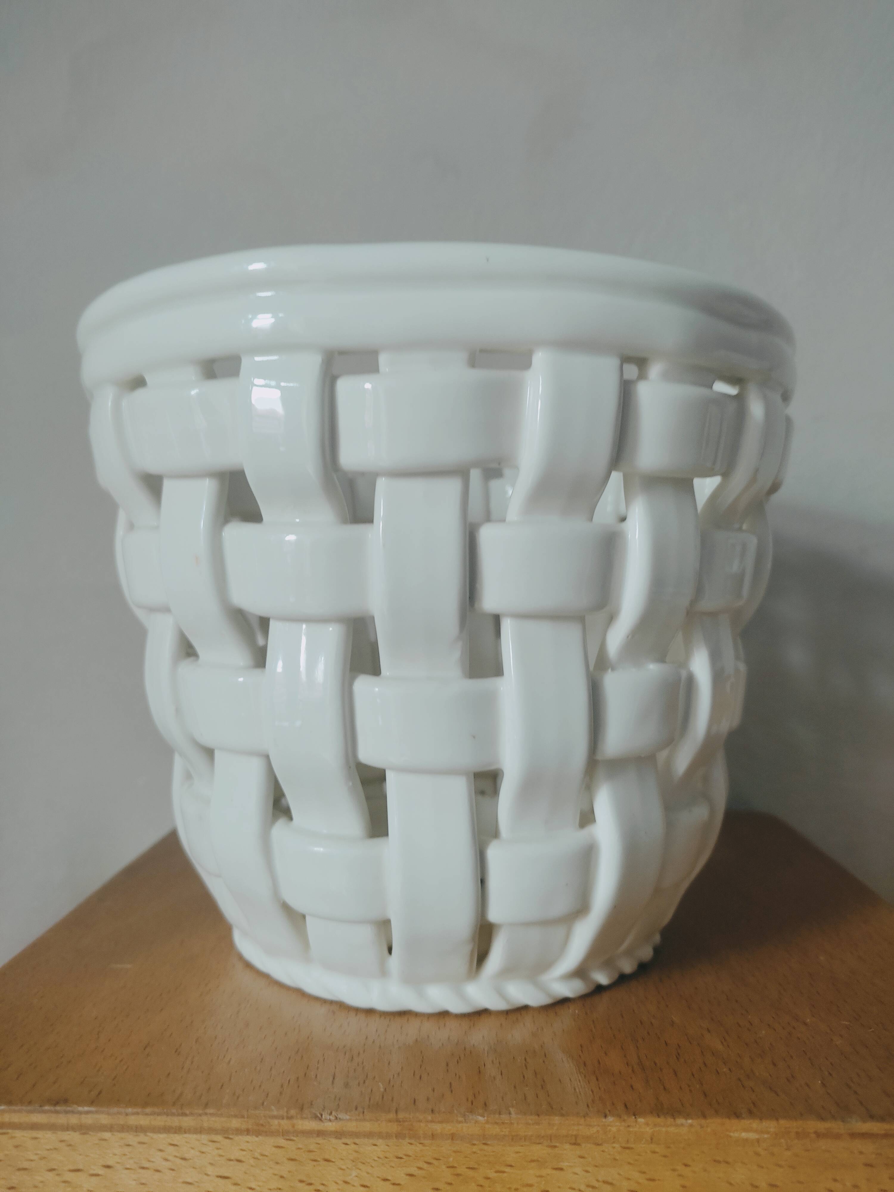 Braided earthenware pot pot cover