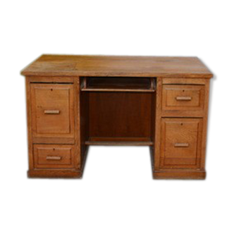 Adult administrative desk