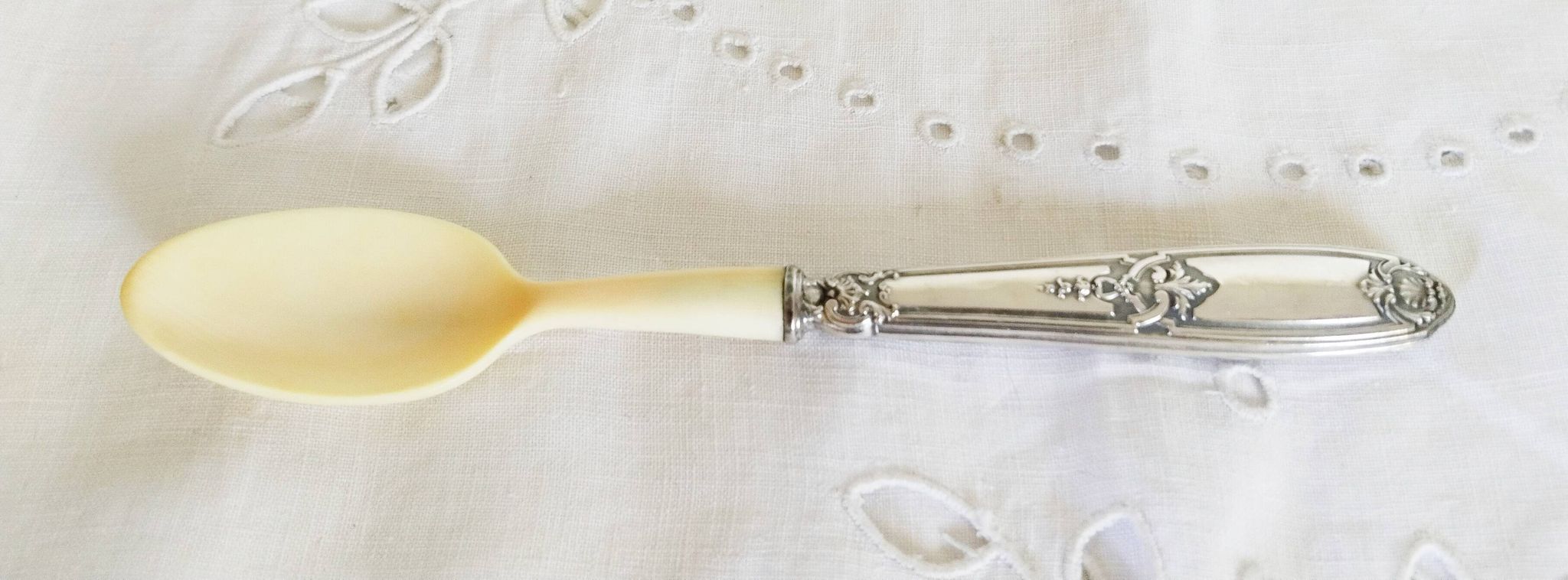 Silver and "horn" porridge spoon