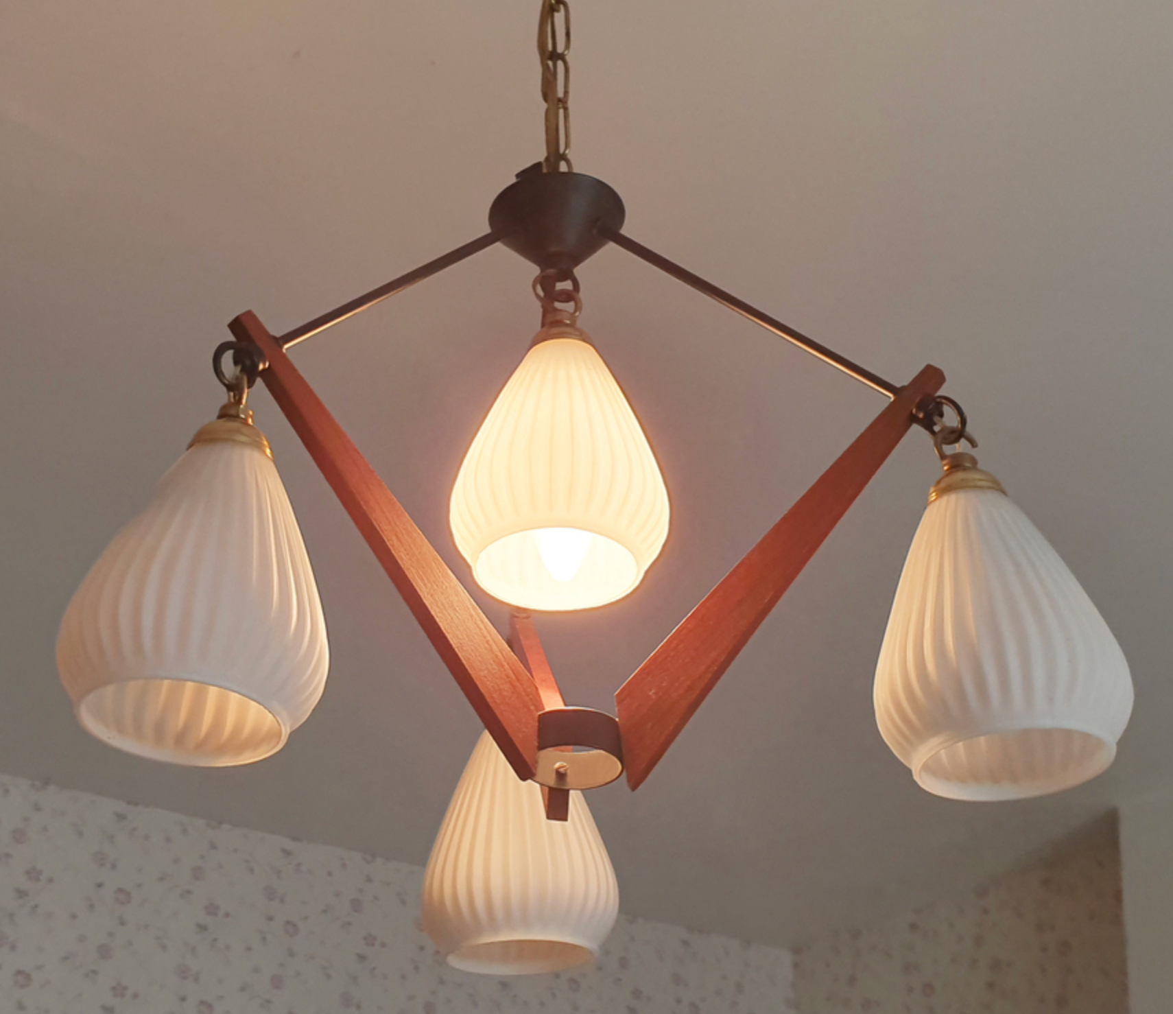 Vintage pendant lamp, teak and opaline, creation Targetti Sankey, vintage, 60s
