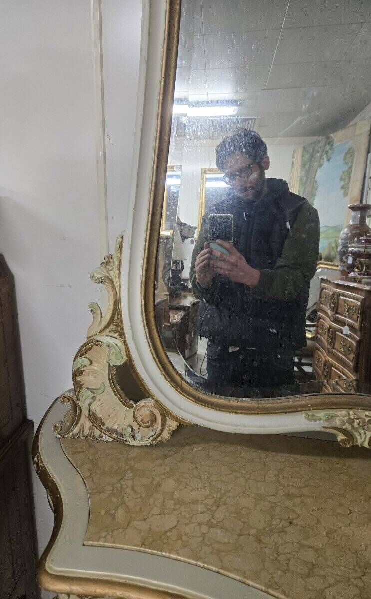 Console and large Louis XV style mirror in lacquered and gilded wood.