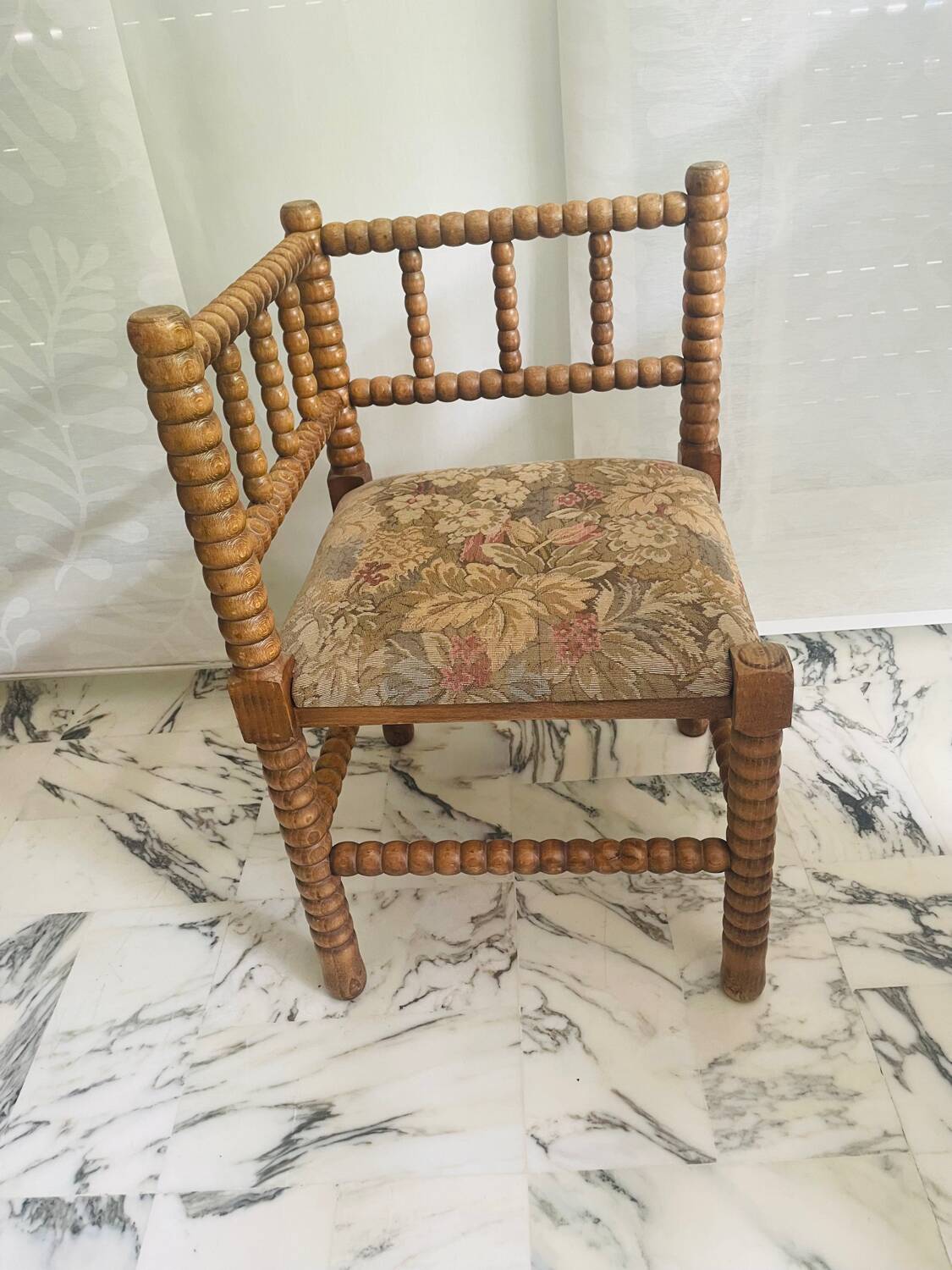 Vintage Art Deco corner chair in bobbin wood and fabric, circa 1930