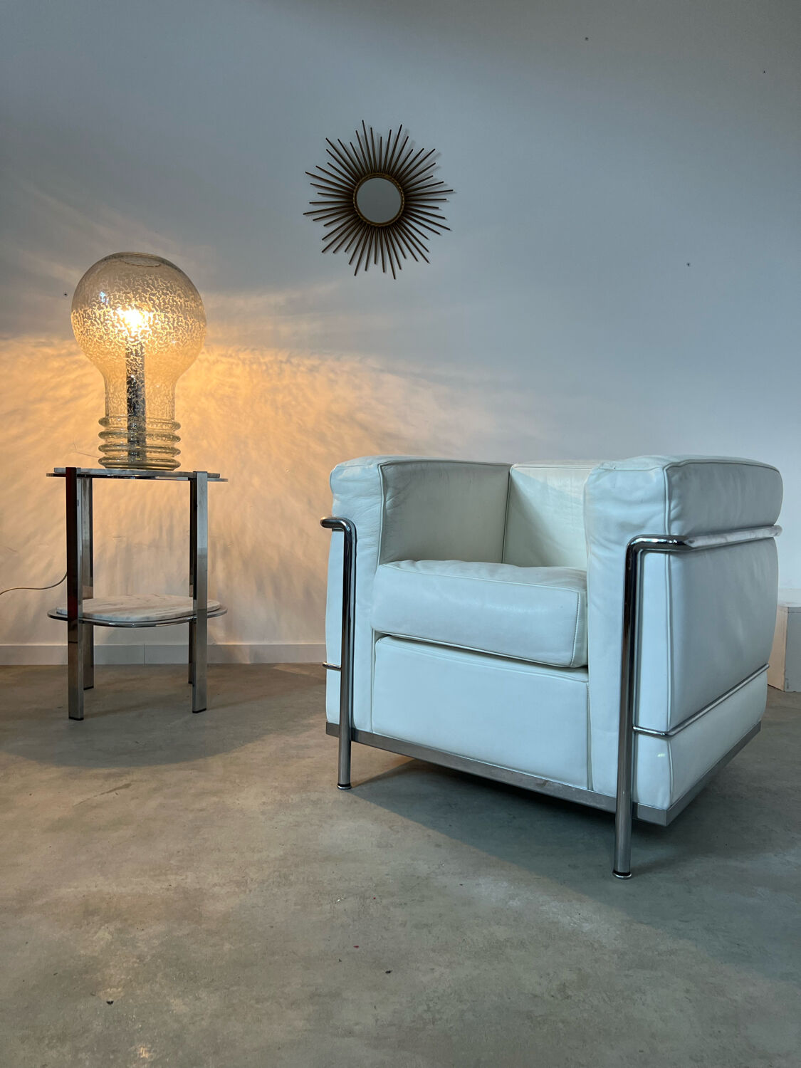 Armchair LC2 design Le Corbusier for Cassina