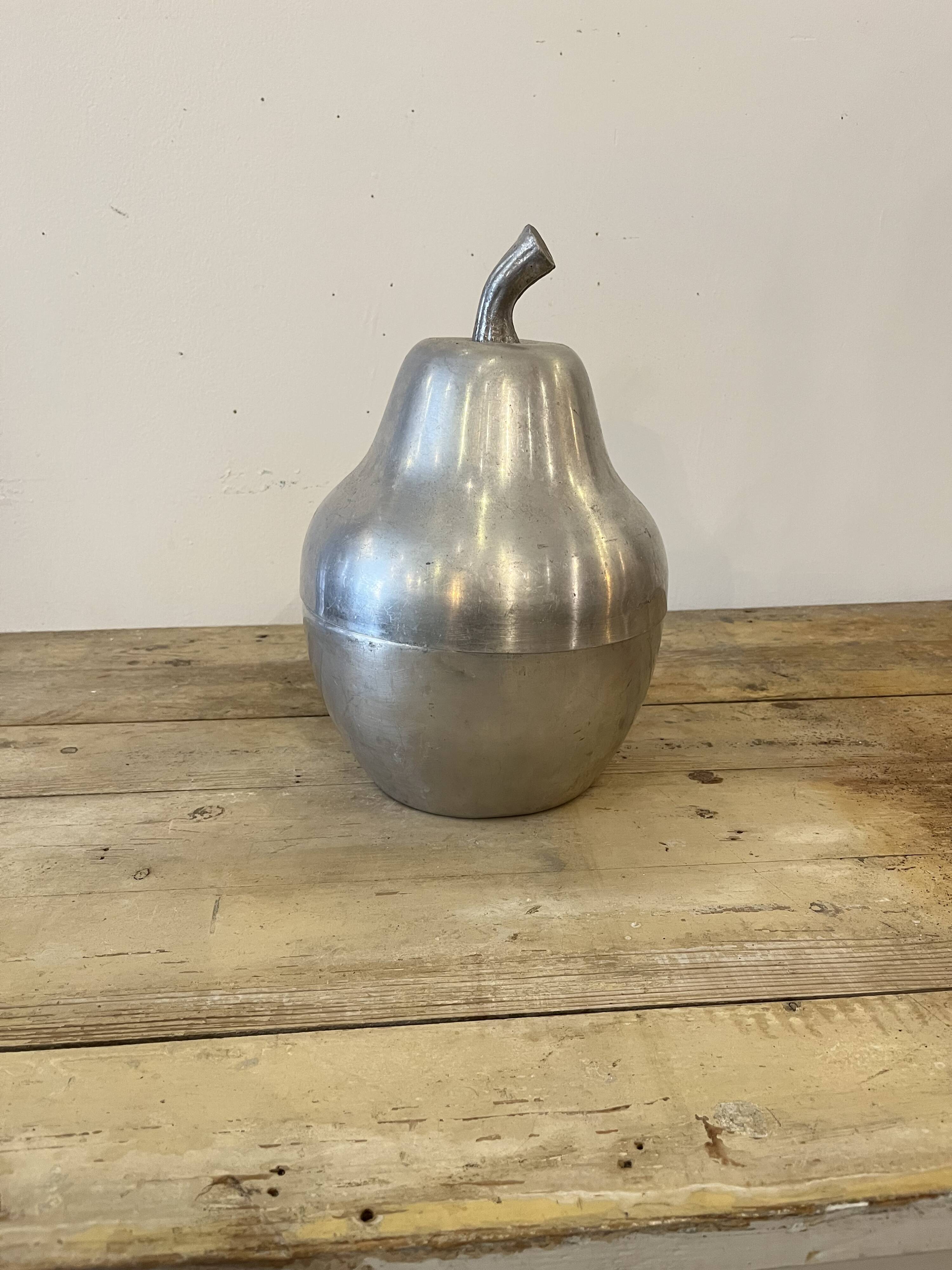 XXL pear ice bucket in silver metal