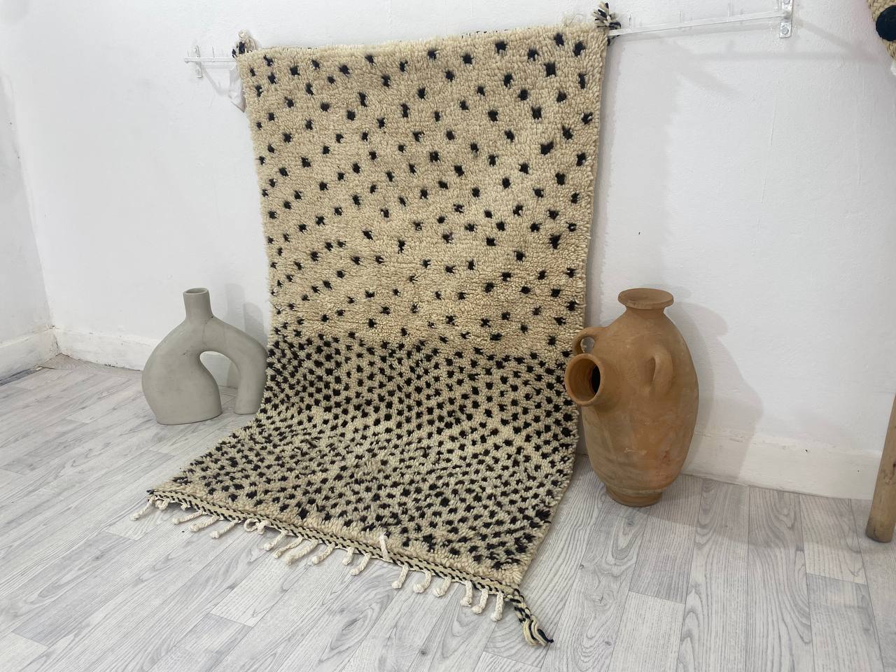 Handcrafted Moroccan Berber carpet 150 x 92 CM
