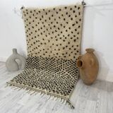 Handcrafted Moroccan Berber carpet 150 x 92 CM