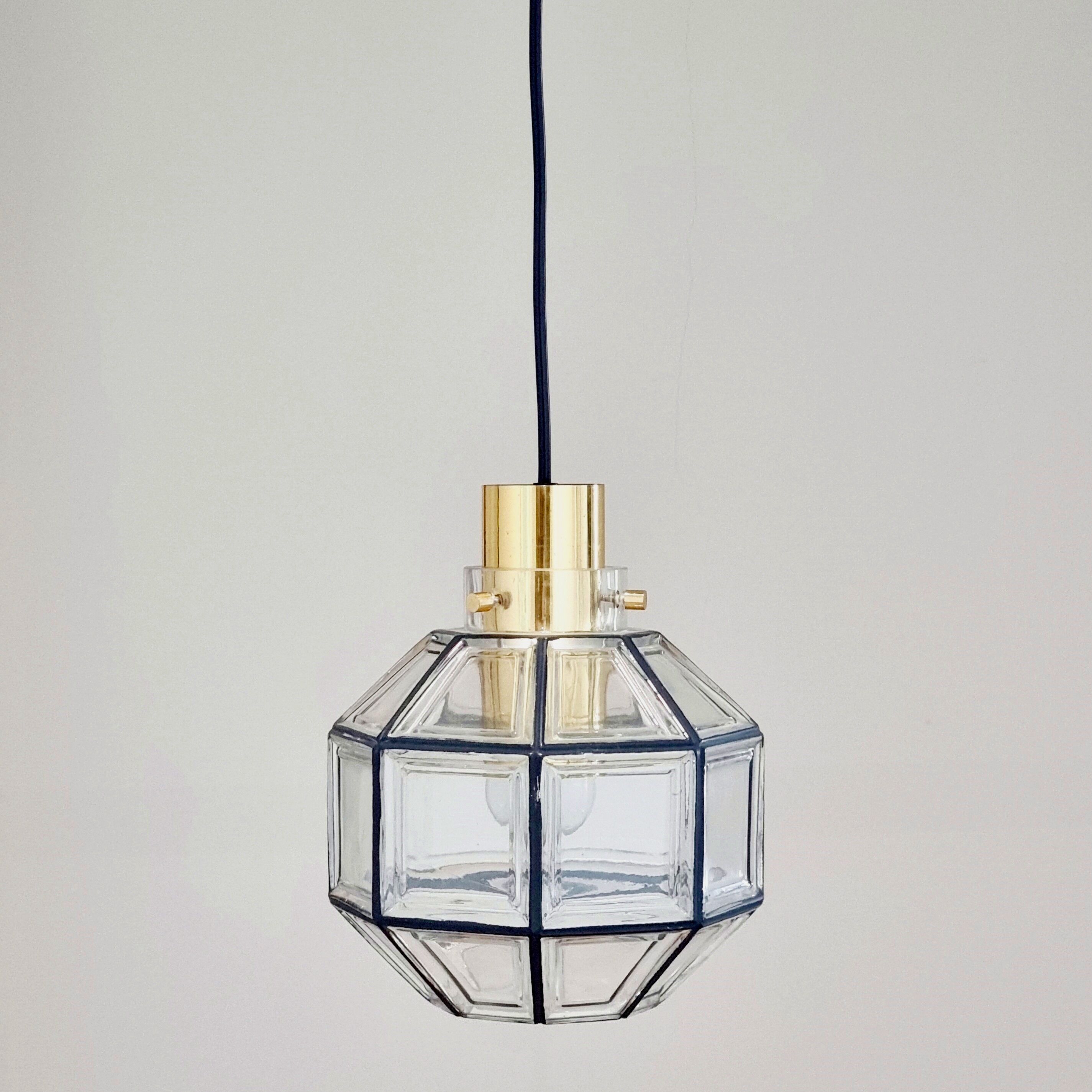 Suspension en verre du milieu du siècle