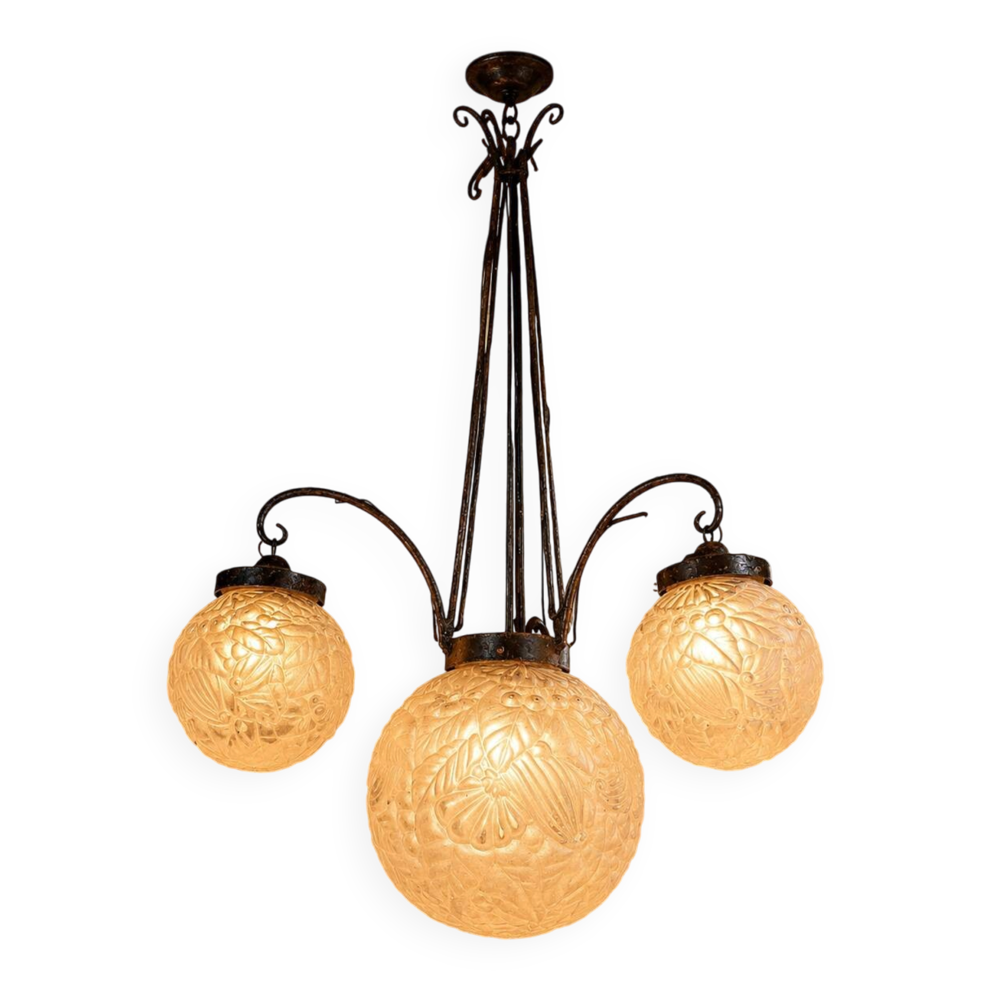 According to Muller: Art Deco chandelier with four lights.