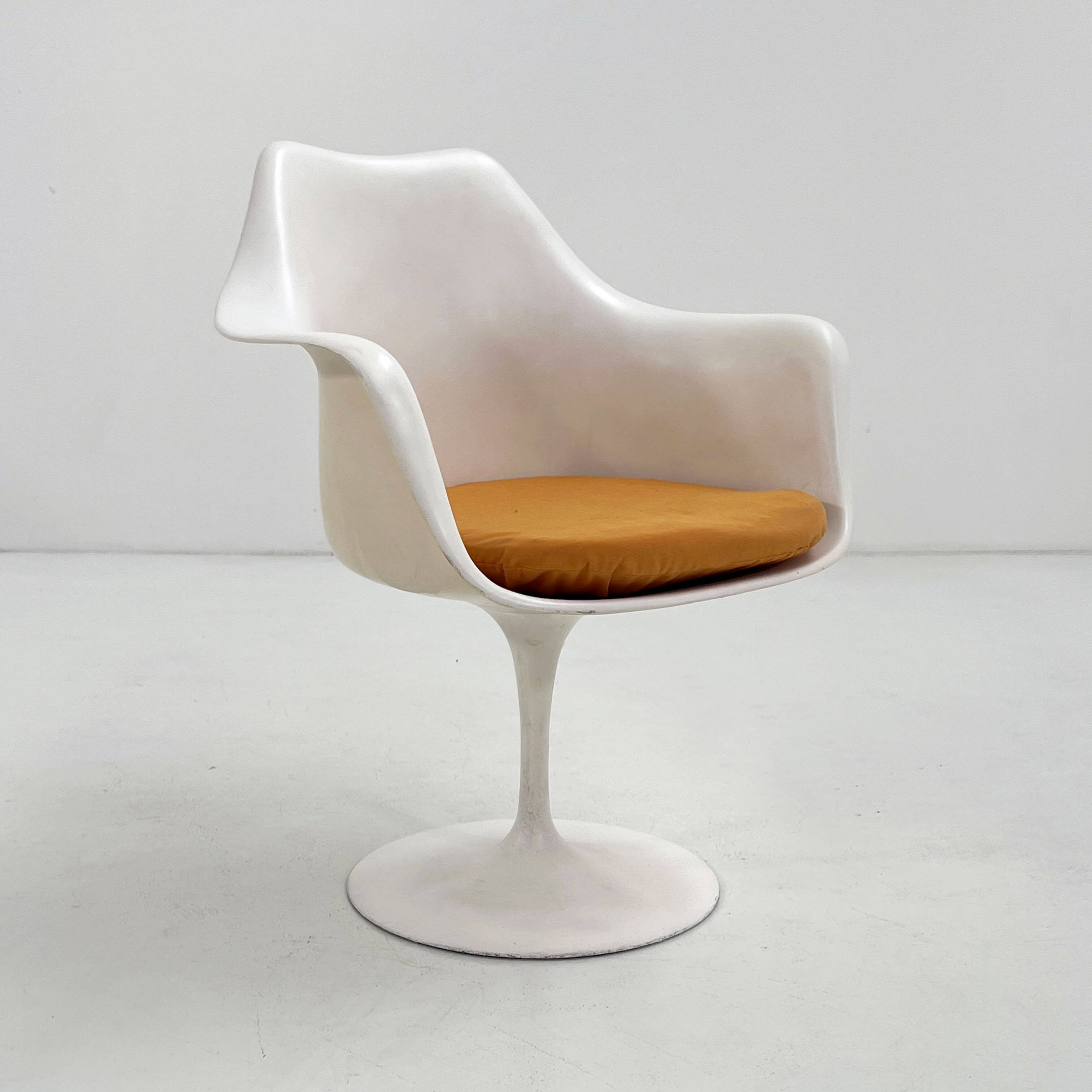 Tulip swivel chair by Eero Saarinen for Knoll, 1960