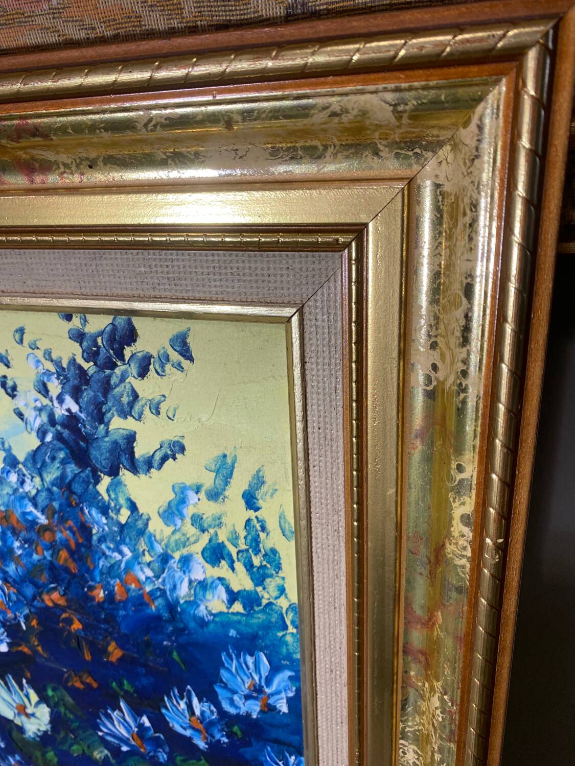 Canvas painting with a knife.
