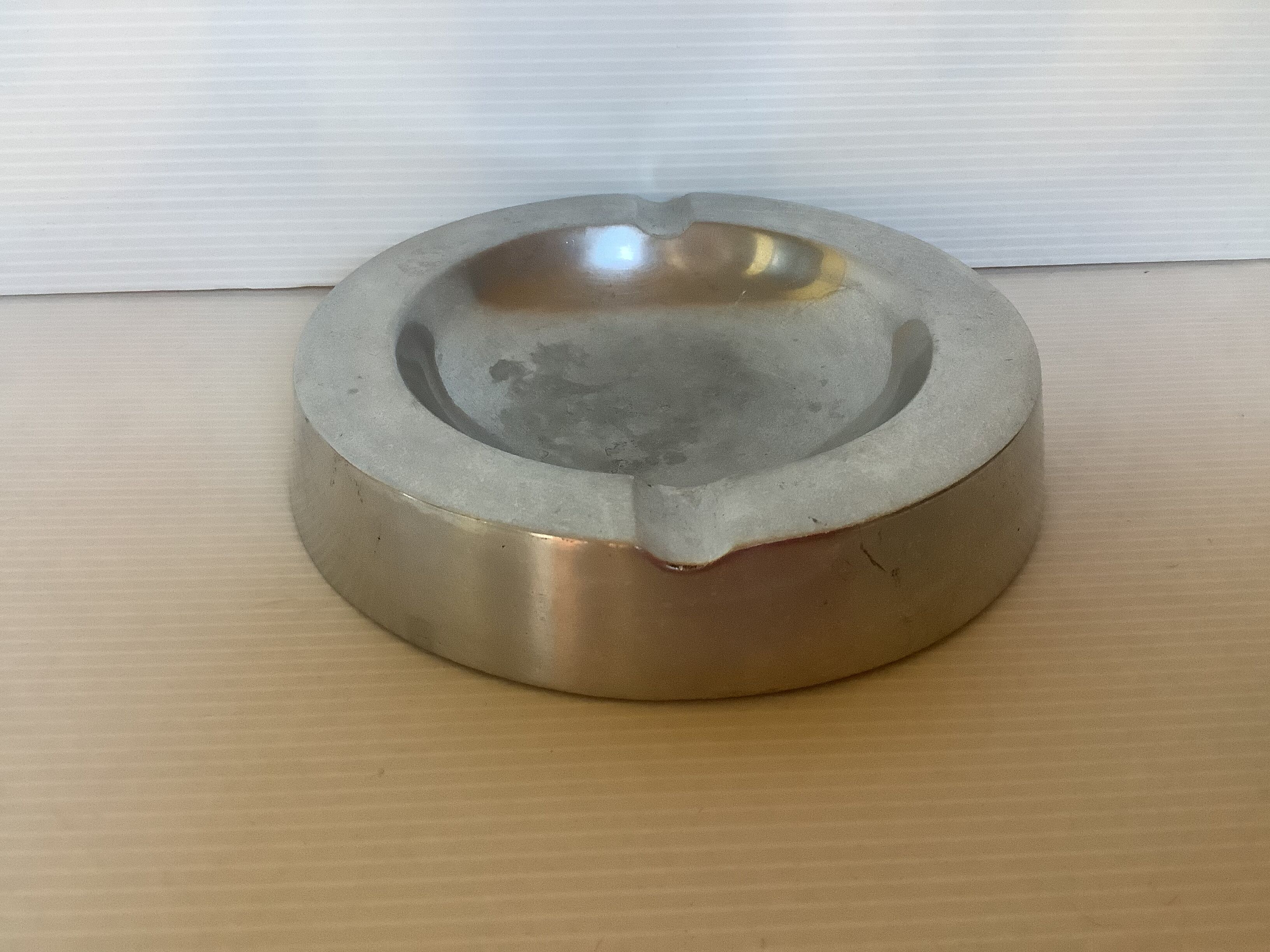 Empty ashtray metal pocket