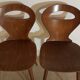 Paire de chaises Baumann modèle "fourmi "