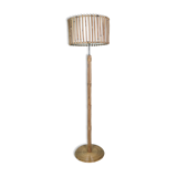 Rattan lamppost