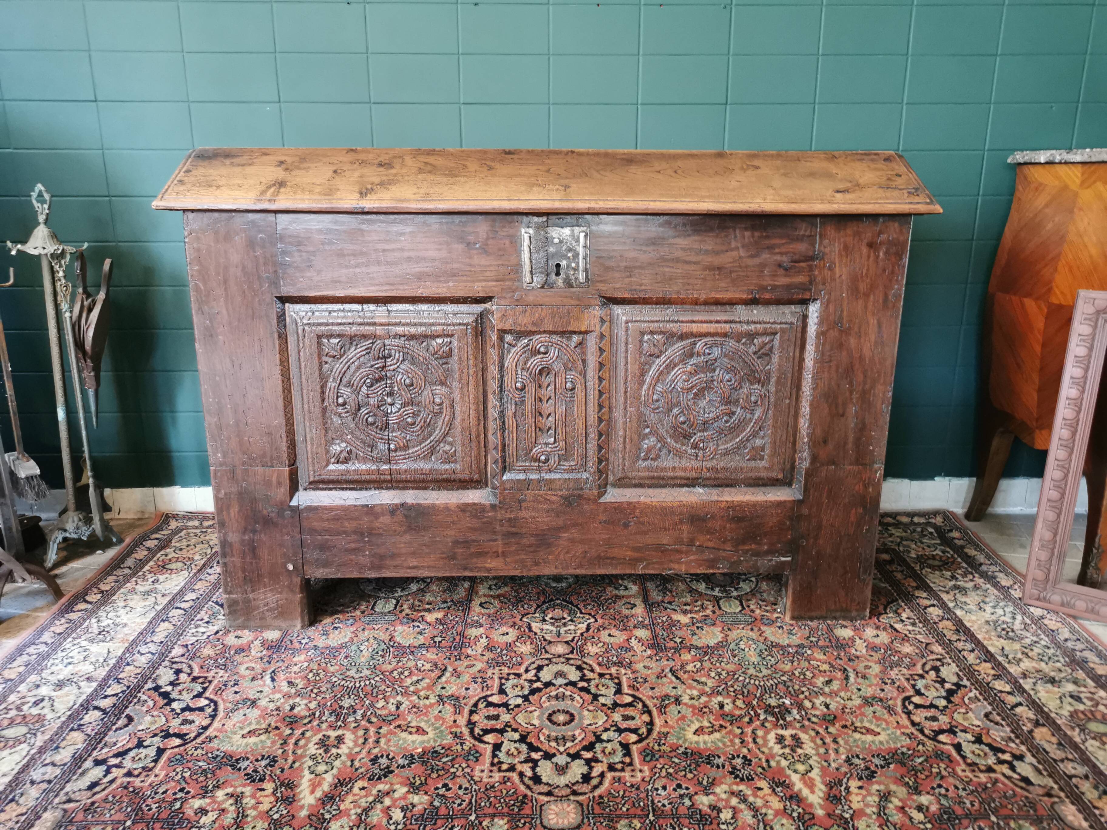 Coffre du château fin 17ème