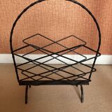 Magazine holder