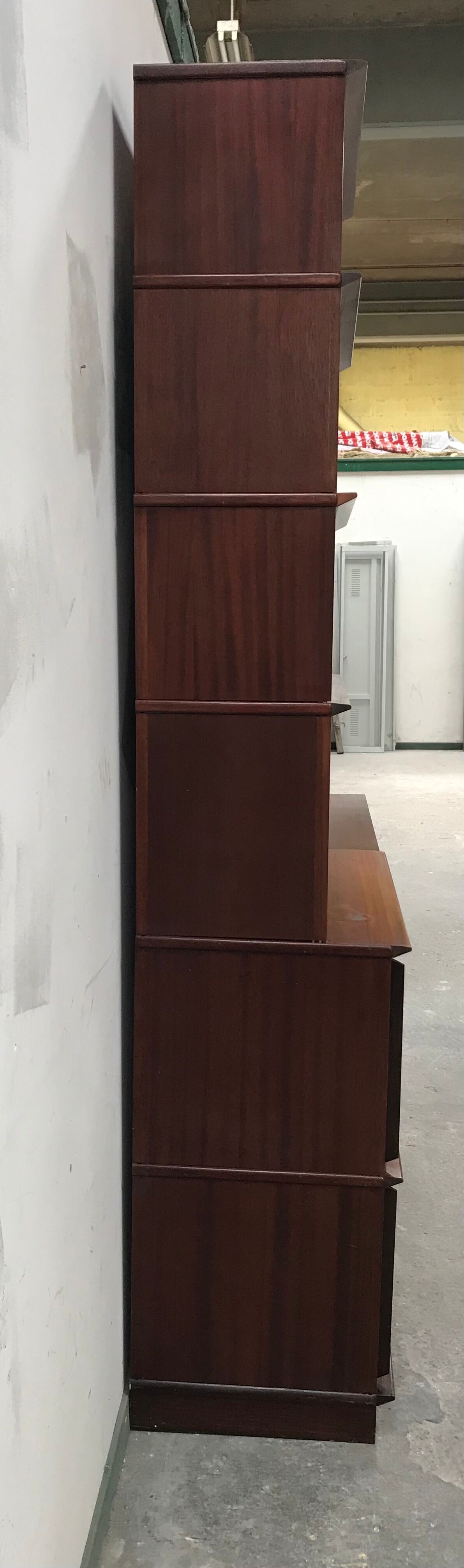 Oscar double-glazed library