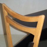 Magazine rack table
