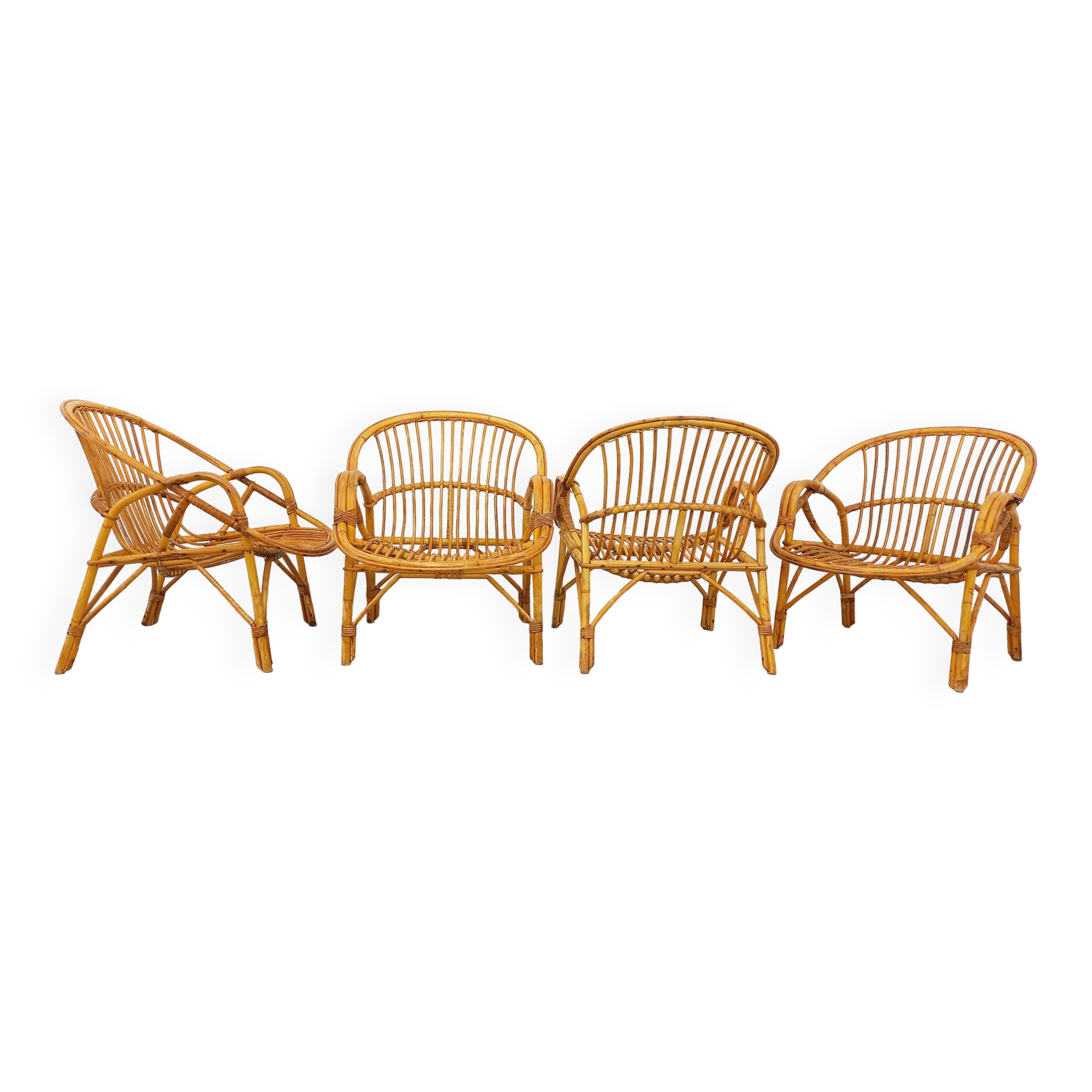 Set of 4 vintage rattan armchairs from the 60s