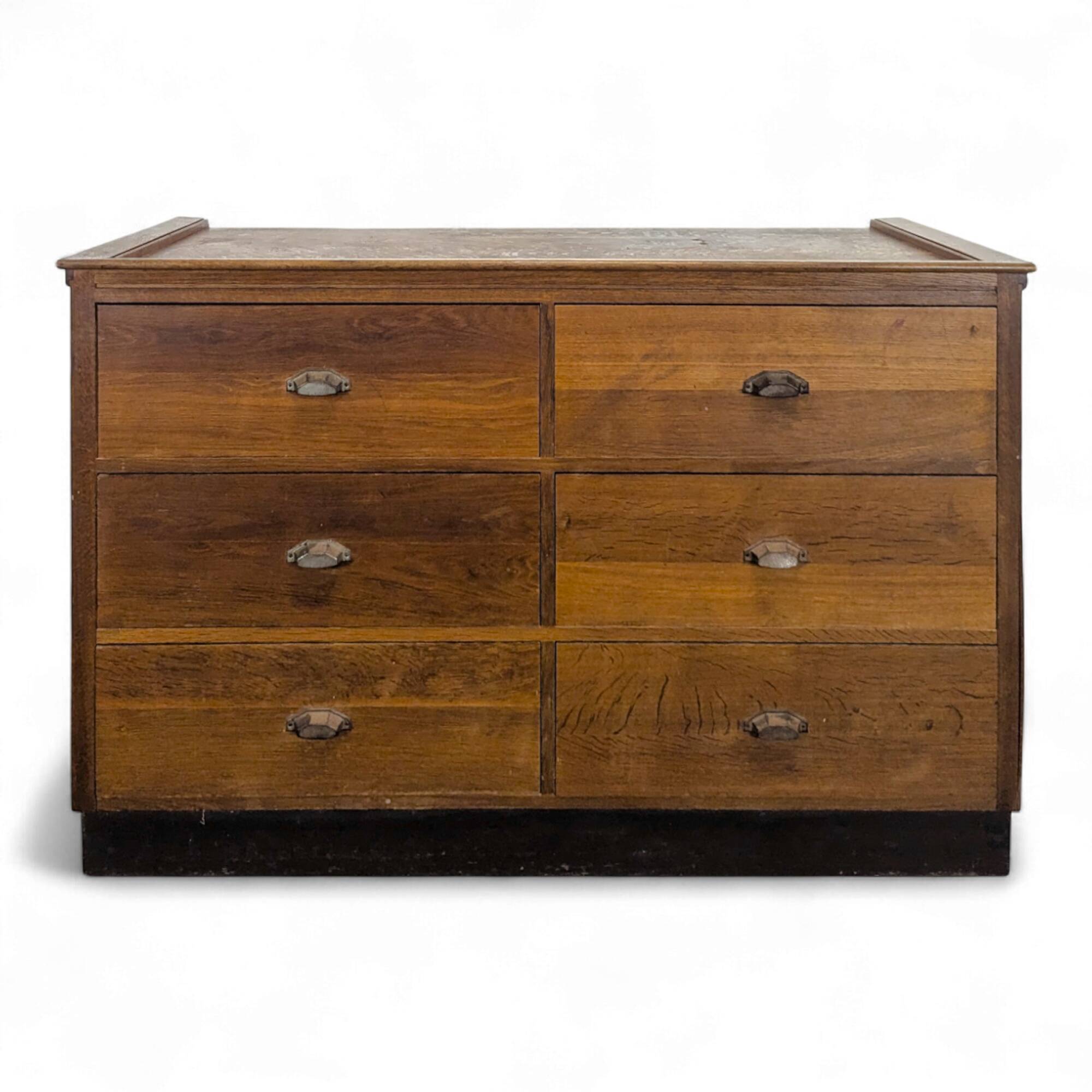 Meuble de métier des années 40